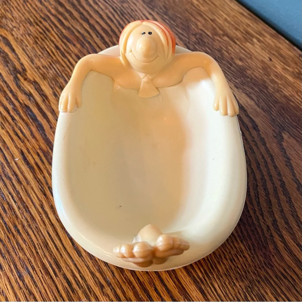 Fitz & Floyd Man in Bathtub Soap Dish Vintage MCM Mid Century Bath Accessory